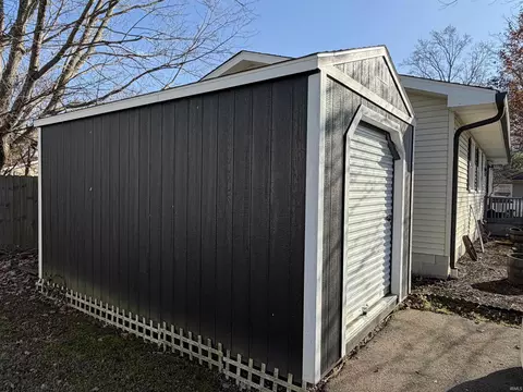 Other - 1812 Circle Dr, Bedford, IN 47421 photo 3 of 12