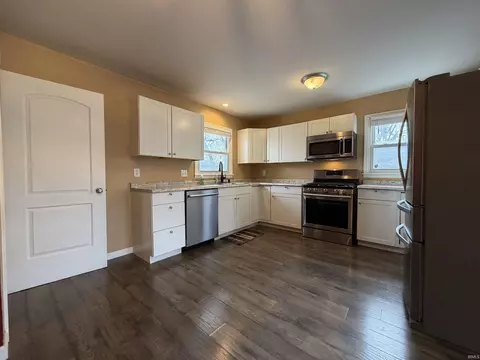 Kitchen - 1812 Circle Dr, Bedford, IN 47421 photo 1 of 2