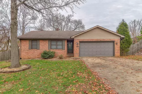 3709 Adobe St, Evansville, IN 47720