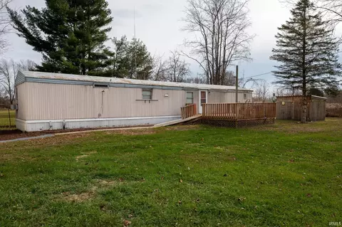 3179 Center St, Tippecanoe, IN 46570