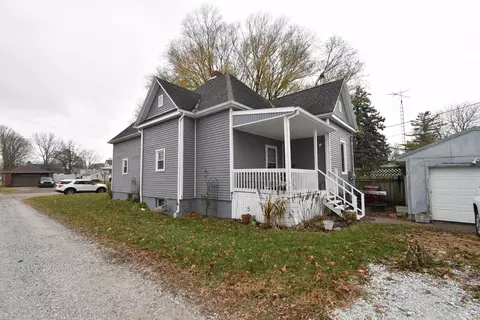 403 E 4th St, Fowler, IN 47944 photo 4