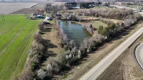 1300 S County Rd, Elberfeld, IN 47613