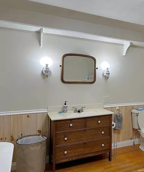 638 Main St, Elnora, IN 47529 photo 12