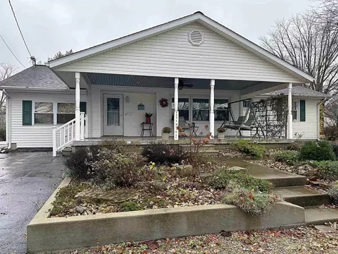 638 Main St, Elnora, IN 47529 photo 30