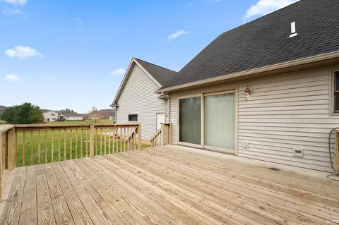 Exterior - 8250 E 95th Pl, Crown Point, IN 46307 photo 2 of 4