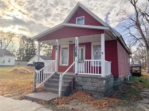 1208 Elm St, Rochester, IN 46975