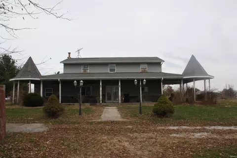 9546 W 700 S, Francesville, IN 47946