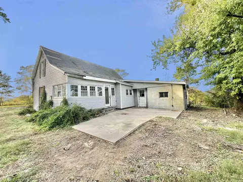 10170 W 565 S, Owensville, IN 47665