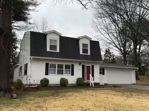 4317 E Wembley Ct, Bloomington, IN 47408