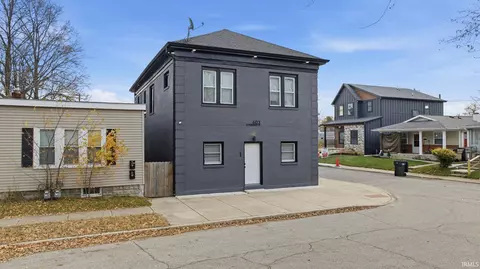 602 N Frances St, South Bend, IN 46617