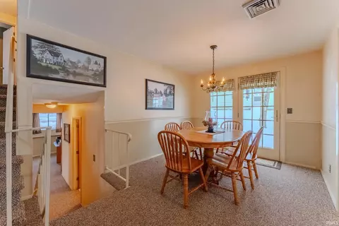Dining - 945 Sunset Dr, Wabash, IN 46992 photo 2 of 2