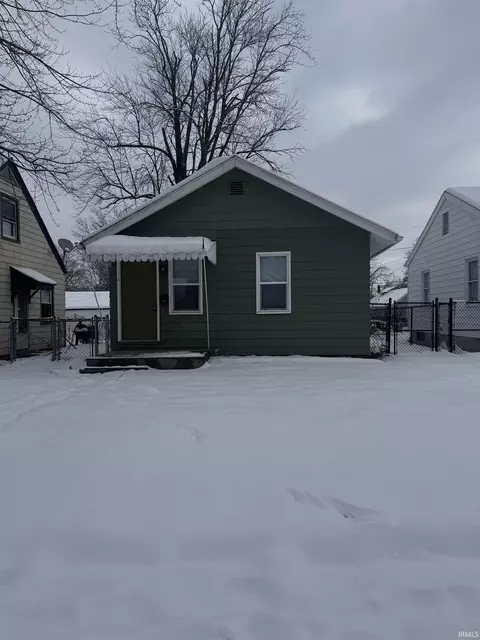 3921 Bowser Ave, Fort Wayne, IN 46806