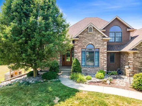 Exterior - 432 County Road 17, Ashley, IN 46705 photo 1 of 14