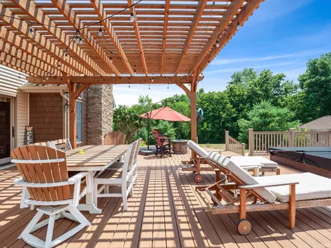 Exterior - 432 County Road 17, Ashley, IN 46705 photo 4 of 14