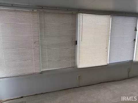 116 E Stephenson St, Marion, IN 46952 photo 10