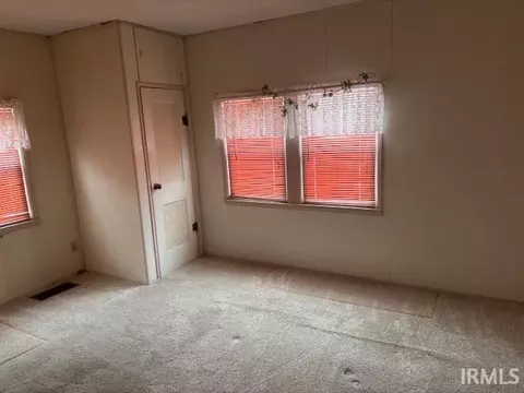116 E Stephenson St, Marion, IN 46952 photo 4