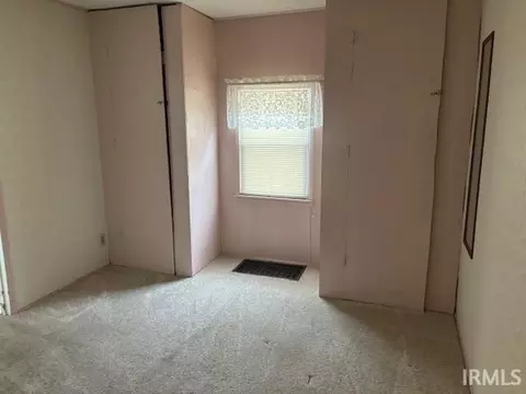 116 E Stephenson St, Marion, IN 46952 photo 5