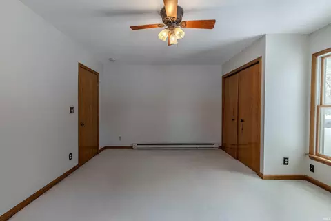 406 N Sycamore N St, Lagrange, IN 46761 photo 2