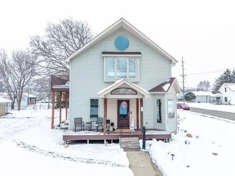914 E King St, Garrett, IN 46738 photo 3