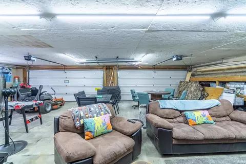 914 E King St, Garrett, IN 46738 photo 34