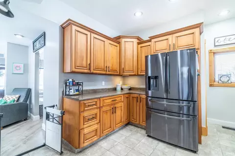 914 E King St, Garrett, IN 46738 photo 15