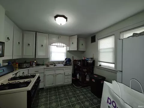 135 Eckman St, South Bend, IN 46614 photo 22