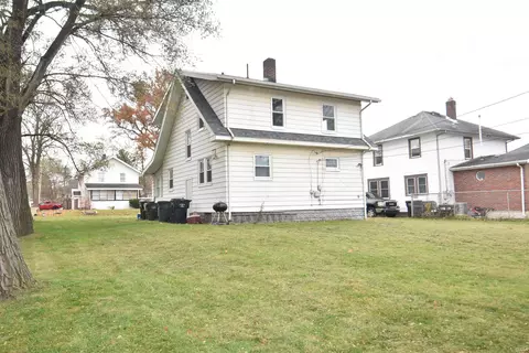 135 Eckman St, South Bend, IN 46614 photo 2