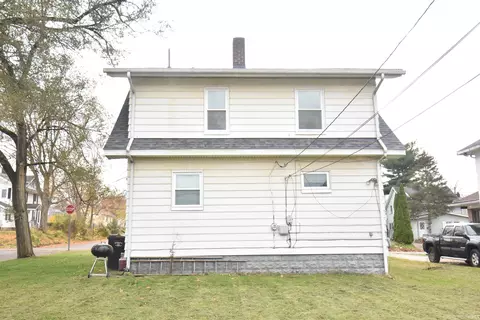 135 Eckman St, South Bend, IN 46614 photo 3