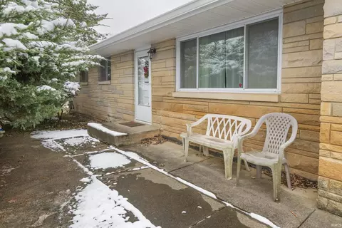150 E Sunny Slopes Dr, Bloomington, IN 47401 photo 4