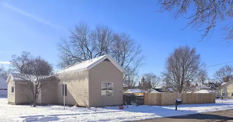 408 E Grant St, Hartford City, IN 47348