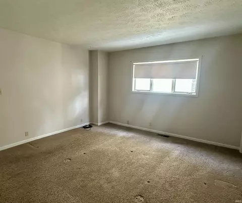205 E Franklin St, Delphi, IN 46923 photo 17