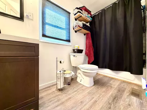 Bath - 808 Spice Valley Rd, Mitchell, IN 47446 photo 2 of 2