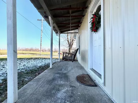 Exterior - 808 Spice Valley Rd, Mitchell, IN 47446 photo 4 of 8