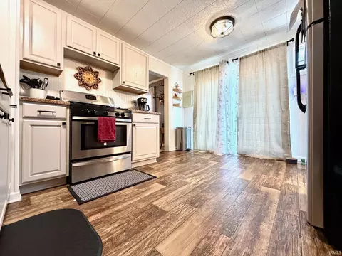 Kitchen - 808 Spice Valley Rd, Mitchell, IN 47446 photo 4 of 4