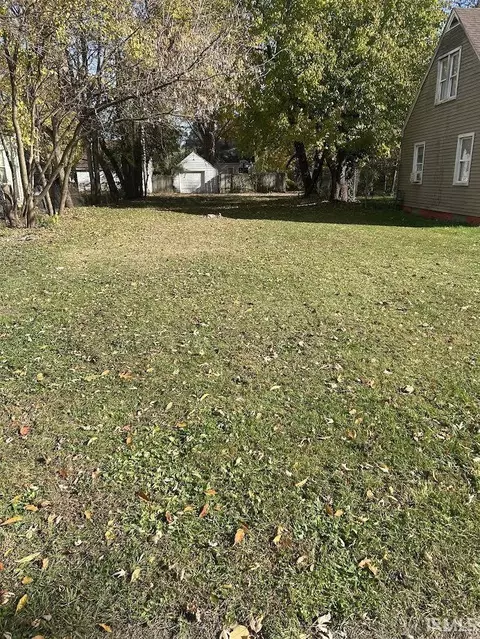 1622 Obrien St, South Bend, IN 46628