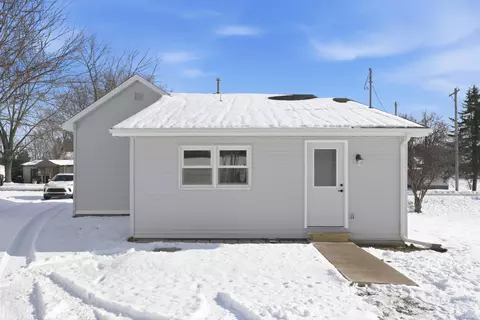 911 N Wayne St, Warren, IN 46792 photo 26
