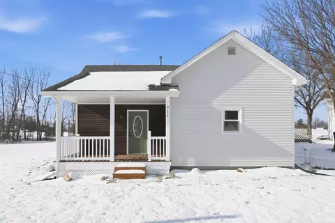 911 N Wayne St, Warren, IN 46792 photo 1