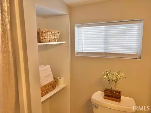 Bath - 522 E Main St, Peru, IN 46970 photo 3 of 3
