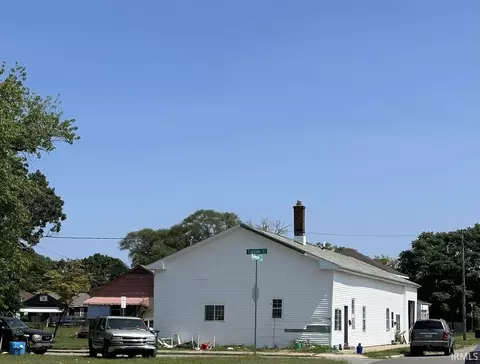 2241 W Washington St, South Bend, IN 46628