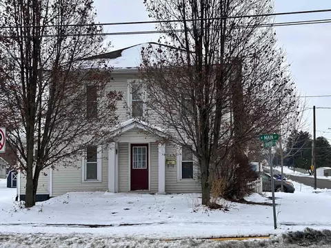 1002 N Main St, Bourbon, IN 46504 photo 1