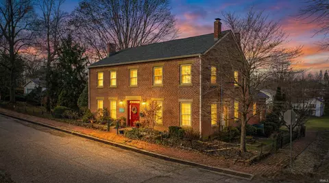 318 E Main St, Newburgh, IN 47630