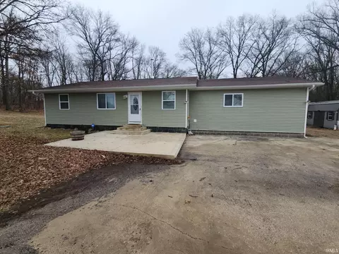 5992 N 1100 W, Royal Center, IN 46978