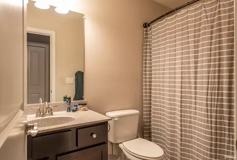 2870 E Creeks Edge Dr, Bloomington, IN 47401 photo 18