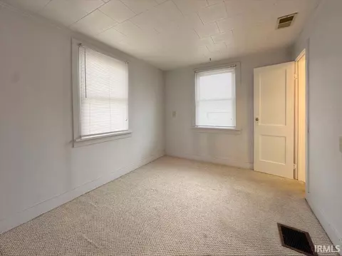 Bedroom - 219 E Grant St, Greentown, IN 46936 photo 2 of 2