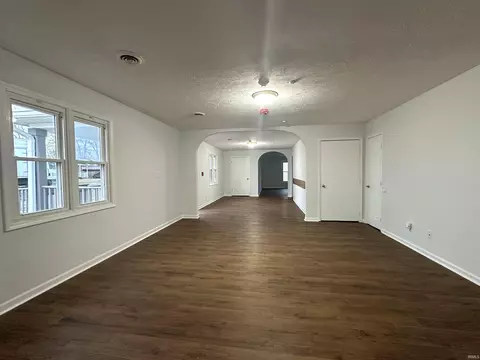 Living - 411 N Pine St, Brazil, IN 47834 photo 2 of 3