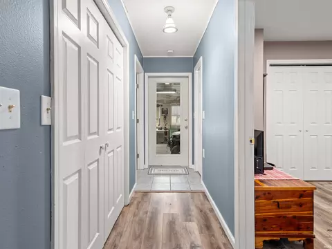 Entry Way - 282 Wyler Ln, Mitchell, IN 47446 photo 2 of 2