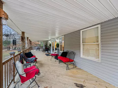 Exterior - 282 Wyler Ln, Mitchell, IN 47446 photo 3 of 6