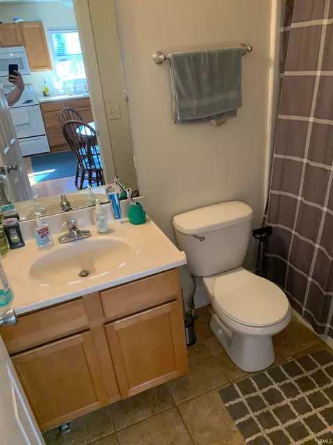 215 E 15th St, Bloomington, IN 47408 photo 10