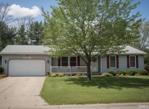 53637 Hyde Park Dr, Bristol, IN 46507