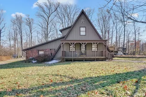 7318 N Red Hill Rd, Ellettsville, IN 47429